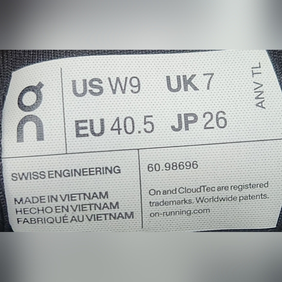 On Cloud X 3 Running Shoes Black Women's Size 9 - Picture 9 of 9